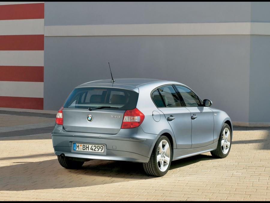  BMW 120i 2005 года  (фото 6 из 13)